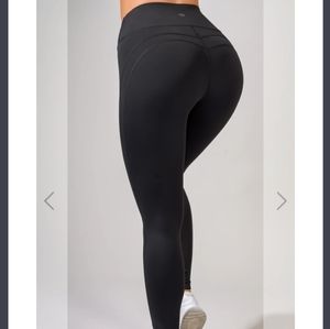 High waist Bootyful the heart leggings